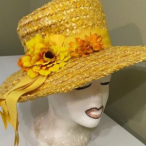 Beautiful Vintage Hat by The Paris Boutique